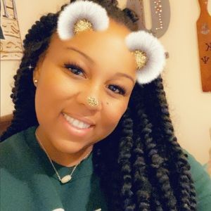 Meet your Posher, Brittany